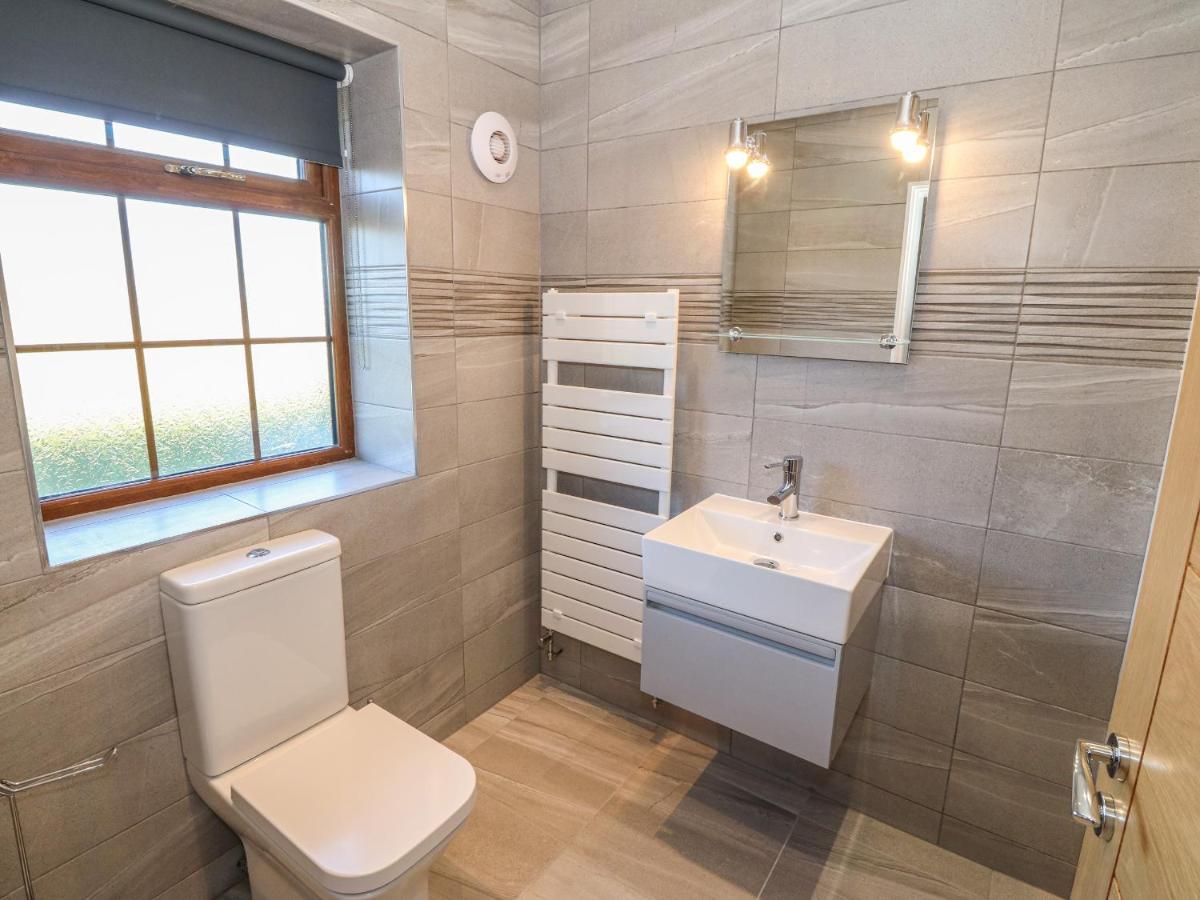 Afon Rhos Bach Villa Caernarfon Bagian luar foto